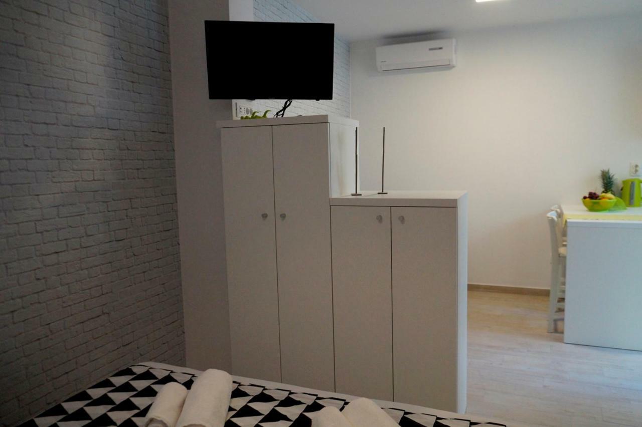 Frapedo Sport Makarska Apartment Exterior photo